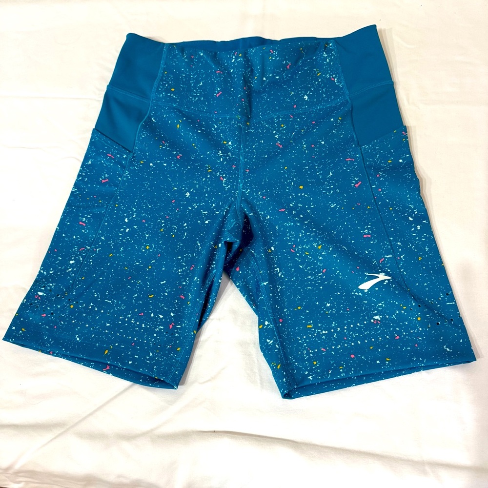 Brooks 8” running shorts 
Size L